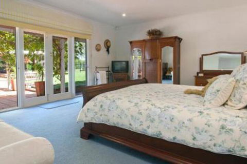 Merricks North Retreat - Accommodation Bookings 6