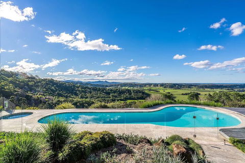 Summer Breeze - Accommodation Bookings 5