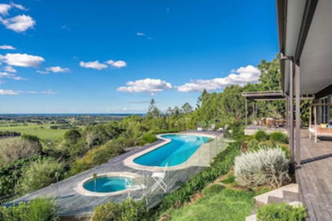 Summer Breeze - Accommodation Bookings 0