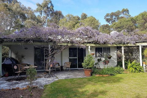Wisteria Cottage Augusta - Accommodation Bookings 6
