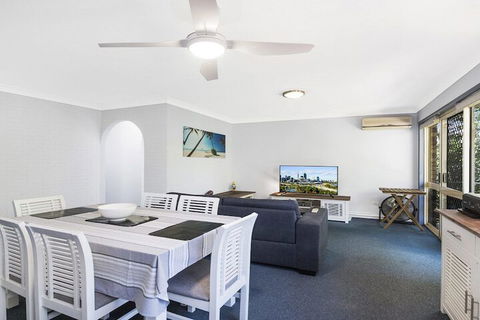 Tugun Palms Holiday Villa - Accommodation Bookings 4