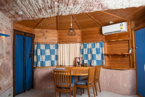Alis Underground - Accommodation Bookings 4