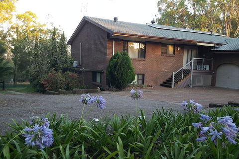 Gowrie Agapanthous - Accommodation Bookings 2