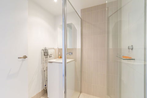 TIARA, 1BDR Southbank Apartment - Accommodation Bookings 3