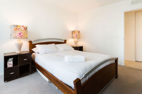TIARA, 1BDR Southbank Apartment - Accommodation Bookings 2
