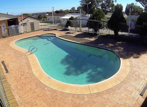 Twin Waters Caravan Park - Dawesville - Accommodation Bookings 4