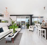 Scandie Haven at Fingal Bay - Accommodation Bookings