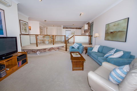 A Yachtsmans Rest Unit 4, 37 Victoria Parade - Accommodation Bookings 5