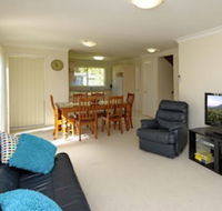 Pebble Parade1 / 8 - Accommodation Bookings