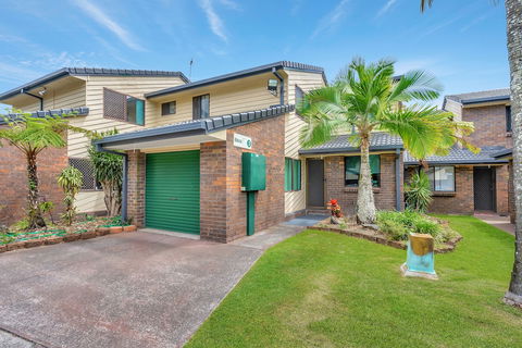 Fountain View Villa - Q Stay - Accommodation Bookings 0