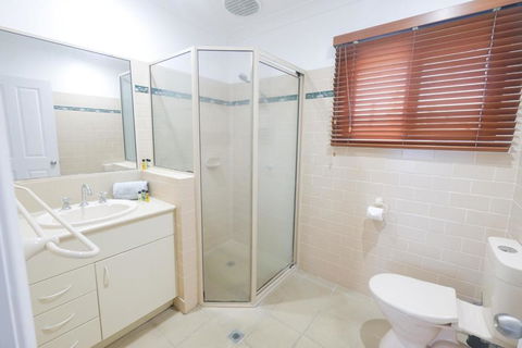 Absolute Airlie Central Airlie Beach - Accommodation Bookings 3