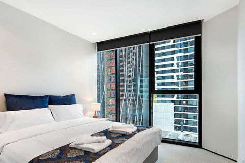 IFSuites (IFSTAYS) Light House Apartment - Accommodation Bookings 6