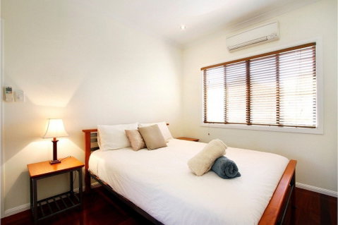 Hideaway Retreat Beach House With Pool - Accommodation Bookings 1