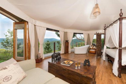 Clouds Safari - Accommodation Bookings 0