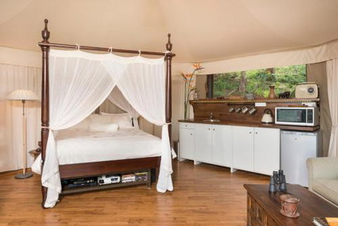 Clouds Safari - Accommodation Bookings 4