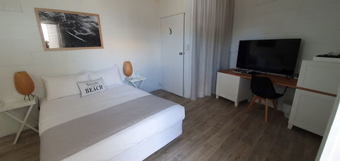Beach Holiday Apartments Motel - Accommodation Bookings 3