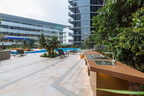 Airtrip Apartments On Cordelia - Accommodation Bookings 0