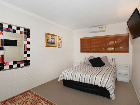 Anjuna 2 2 BDRM Budget Stay On Canal - Accommodation Bookings 4