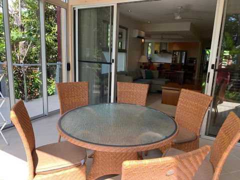 Beach House Apartment 1 - Accommodation Bookings 1