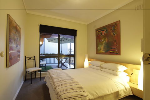 La Mer Sea View Apartment - Accommodation Bookings 0