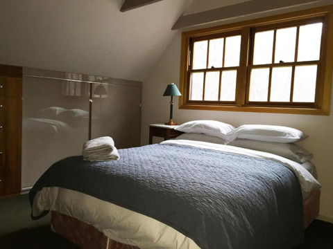 Ariane - Accommodation Bookings 1