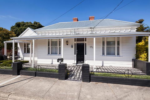 Montabella - Accommodation Bookings 3