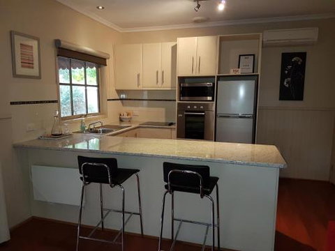 About Time Retreats Studio Three - Accommodation Bookings 2