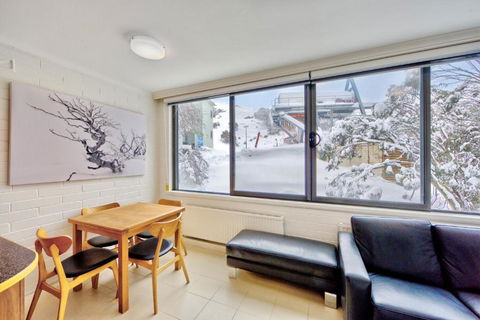 Snow Ski Apartments 07 - Accommodation Bookings 2