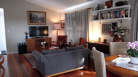 Laurel House - Accommodation Bookings 5