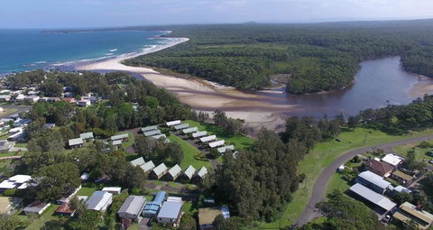 Sea Shell Chalet At Berrara Chalet - Accommodation Bookings 4