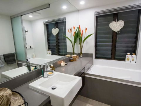 Solitudes At Sea Temple - Accommodation Bookings 4