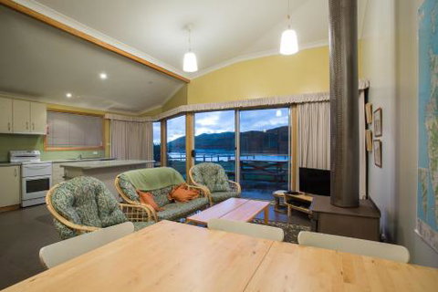 Arthur Riverfront & Sea Lodge Downstream - Accommodation Bookings 1