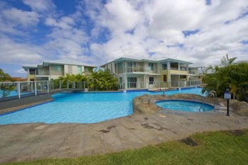 Pacific Blue Townhouse 351 265 Sandy Point Road - Accommodation Bookings 2