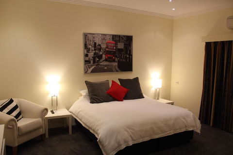 Gundaroo Manor Bed & Breakfast - Accommodation Bookings 3
