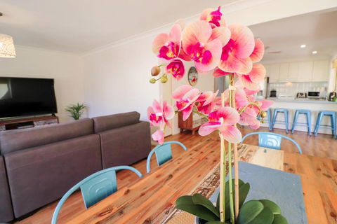 Lakelandia - Accommodation Bookings 4