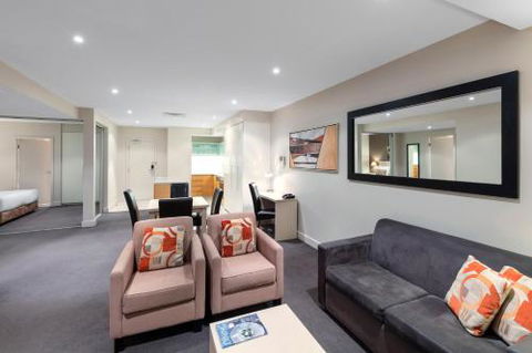 Apartments At 16 Holdfast - Accommodation Bookings 4