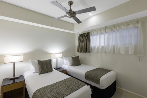 Apartments At 31 Woods - Accommodation Bookings 3