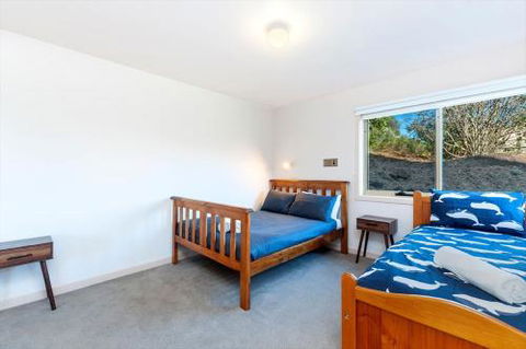 Nevertire - Accommodation Bookings 1