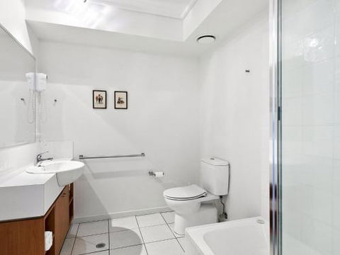 APARTMENT 26 PACIFIC APARTMENTS Walk To Town - Accommodation Bookings 6