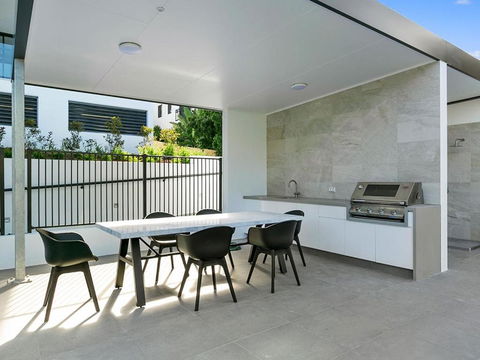 Indulge At Indigo Sunshine Beach - Accommodation Bookings 4