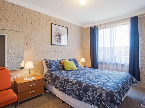 Apollo Unit 12 - Accommodation Bookings 3