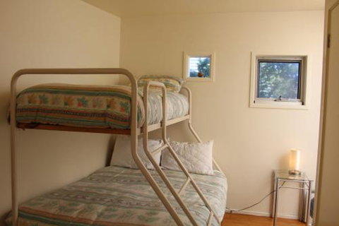 NORTHPOINT 1 - Accommodation Bookings 5