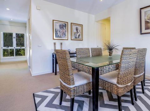 COASTAL SOUL VILLA At BROADBEACH - Accommodation Bookings 3