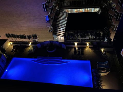 ARENA RESORT STYLE EXEC FREE NETFLIX WIFI WINE - Accommodation Bookings 5