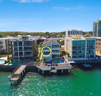 Unit 3 Pumicestone Quays Absolute Waterfront - Accommodation Bookings