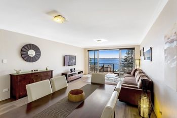 Ronald Avenue Sundeck Unit 08 51 - Accommodation Bookings 0
