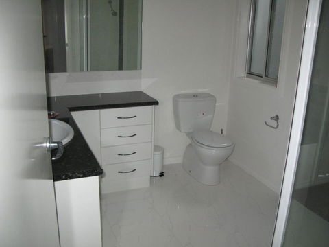 The Villa Kyabram - Accommodation Bookings 4