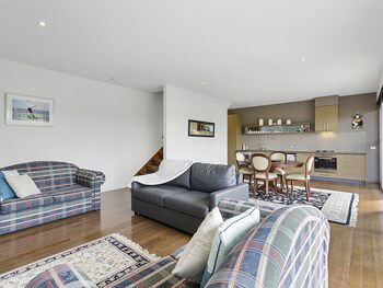 DREW Stay On St. Andrews Top Rated Golf Course - Accommodation Bookings 4