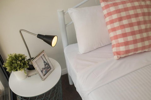 Magdalene Wolli Crk 5.07 - Accommodation Bookings 1