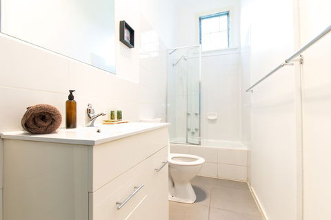 HUNTER In The Heart Of Collingwood Fitzroy - Accommodation Bookings 4